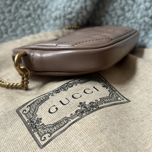 Gucci Marmont Wallet on Chain - Picture 4 of 13